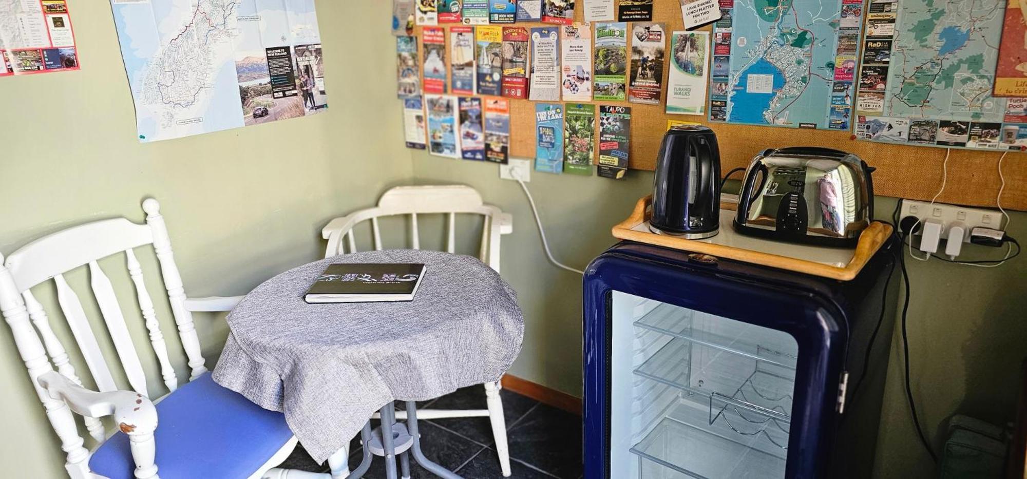 Fred&Donz Bed And Breakfast Lac Lac Taupo Extérieur photo